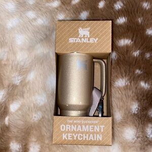 !!!NEW IN BOX!!! Stanley water bottle ornament keychain in “Honey Talks”
